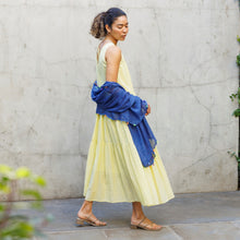 画像をギャラリービューアに読み込む, Tiered volume Dress