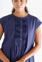 画像をギャラリービューアに読み込む, ウェーブピンタックドレス