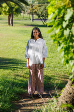 画像をギャラリービューアに読み込む, ウェーブピンタックブラウス