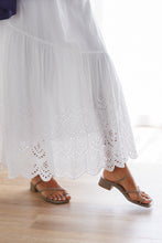 画像をギャラリービューアに読み込む, シフリ刺繍ロングスカート