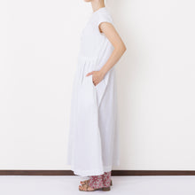 画像をギャラリービューアに読み込む, ウェーブピンタックドレス