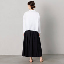 画像をギャラリービューアに読み込む, パッカドファブリックブラウス