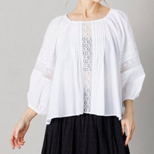 画像をギャラリービューアに読み込む, マニーレースピンタックブラウス