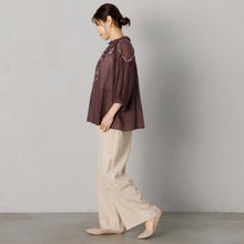 画像をギャラリービューアに読み込む, アンティークボタニカル刺繍ブラウス