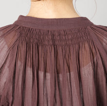 画像をギャラリービューアに読み込む, 幾何フラワー刺繍ブラウス