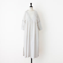 画像をギャラリービューアに読み込む, HAND PLEATS TUCK DRESS