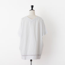 画像をギャラリービューアに読み込む, HAND PLEATS TUCK BLOUSE