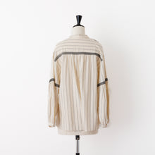 画像をギャラリービューアに読み込む, Tribal embroidery Blouse